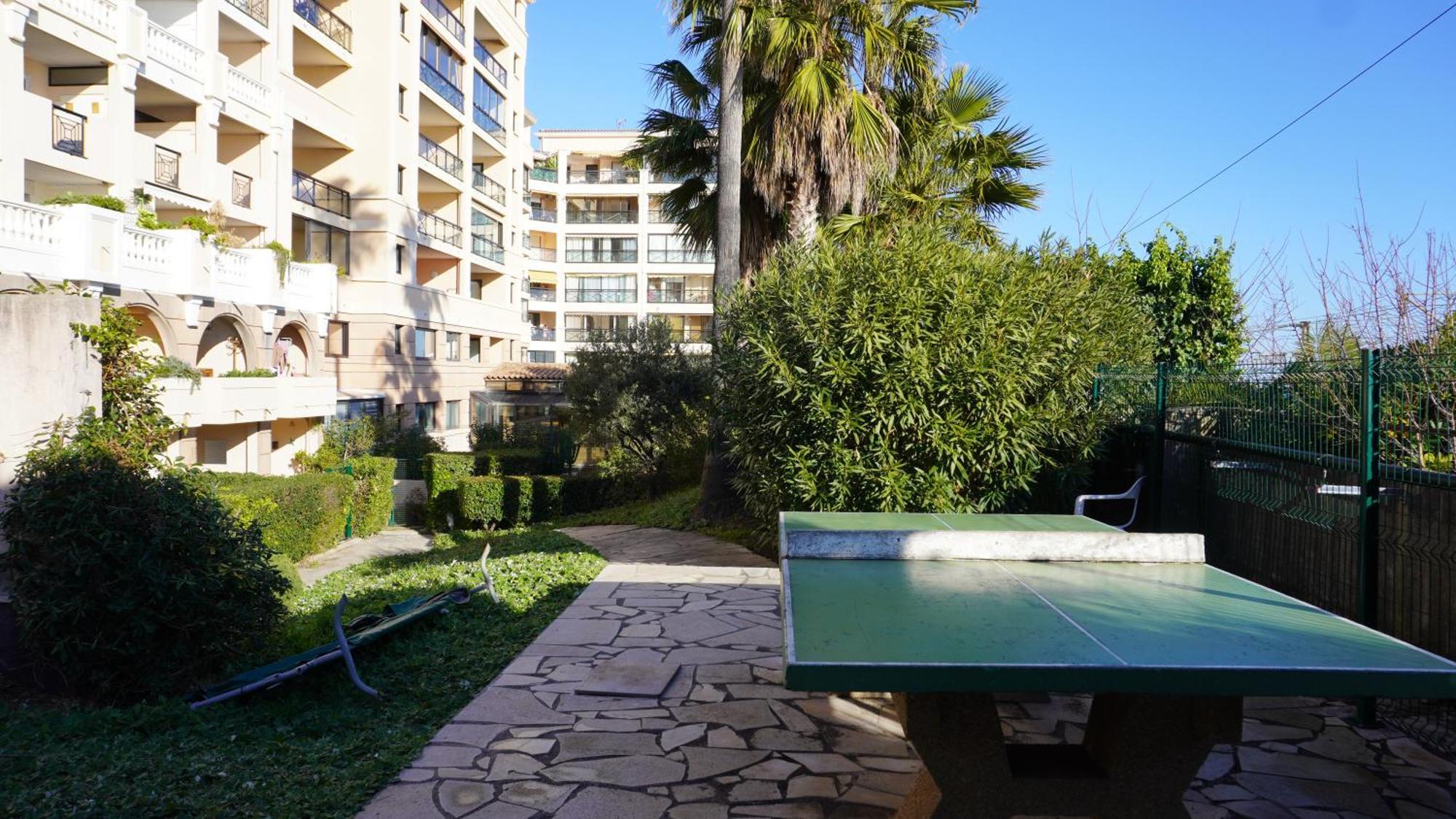Appartement 556, Vue Mer Et Piscine By Palmazur Vacances Cannes Eksteriør billede